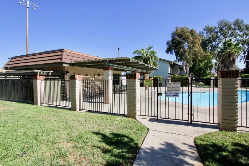 Lake Park Villas Condos, Lofts & Townhomes For Sale Lake Park Villas