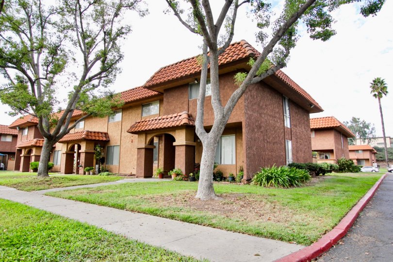 Carlton Country Club Villas Condos, Lofts & Townhomes For Sale