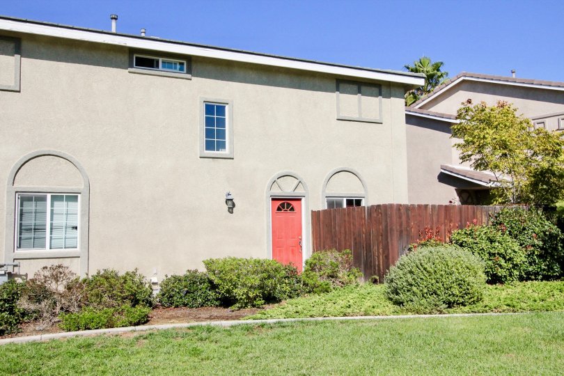 California Vistas Condos, Lofts & Townhomes For Sale California